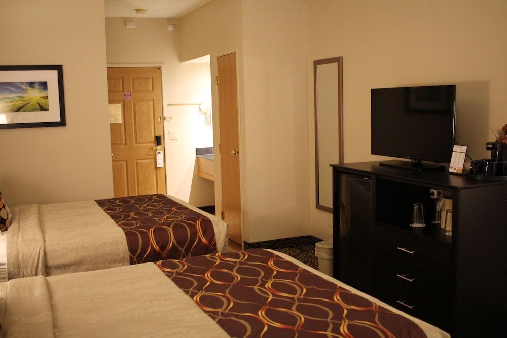 Best Western Plus Des Moines West Inn & Suites Clive Esterno foto