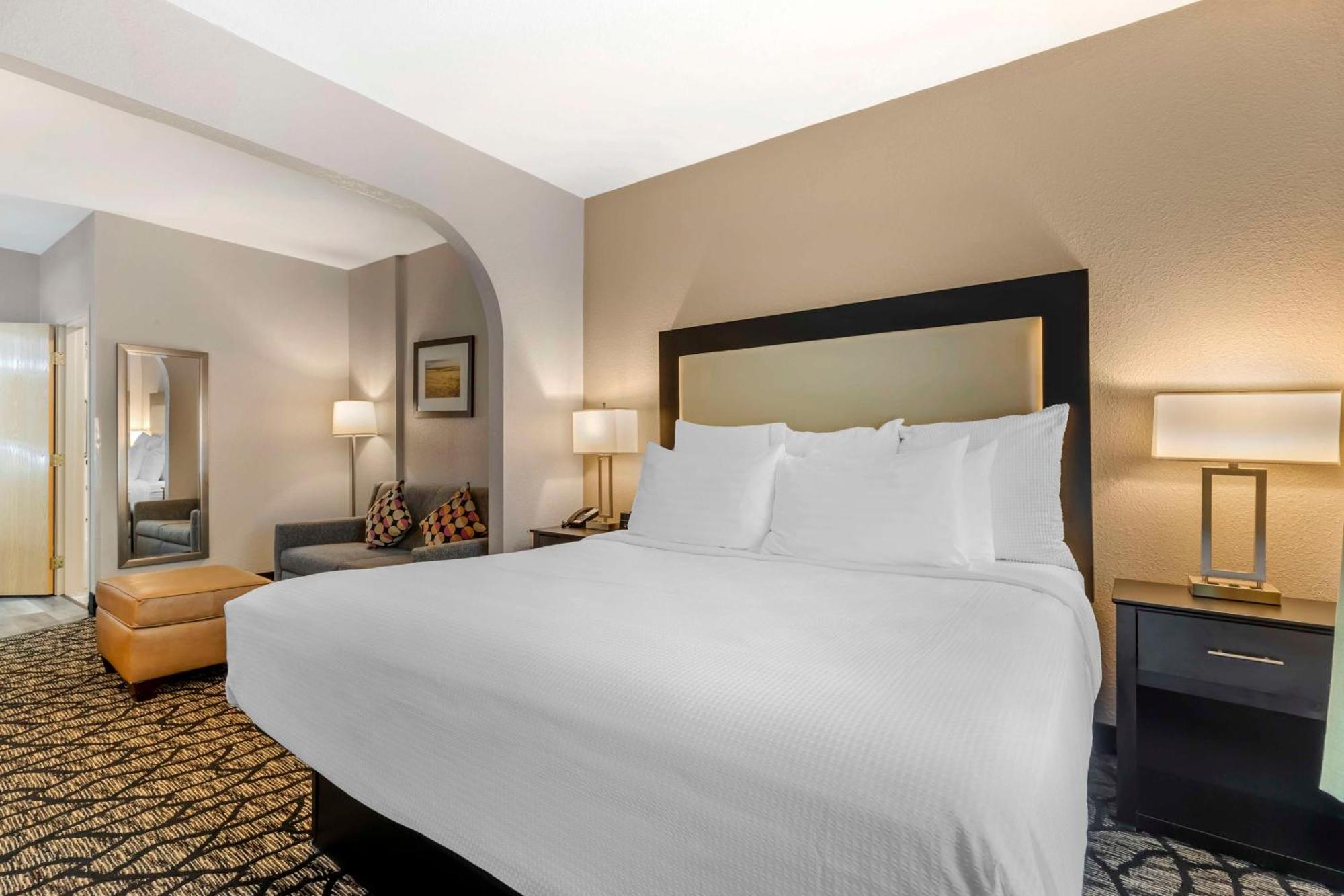 Best Western Plus Des Moines West Inn & Suites Clive Esterno foto