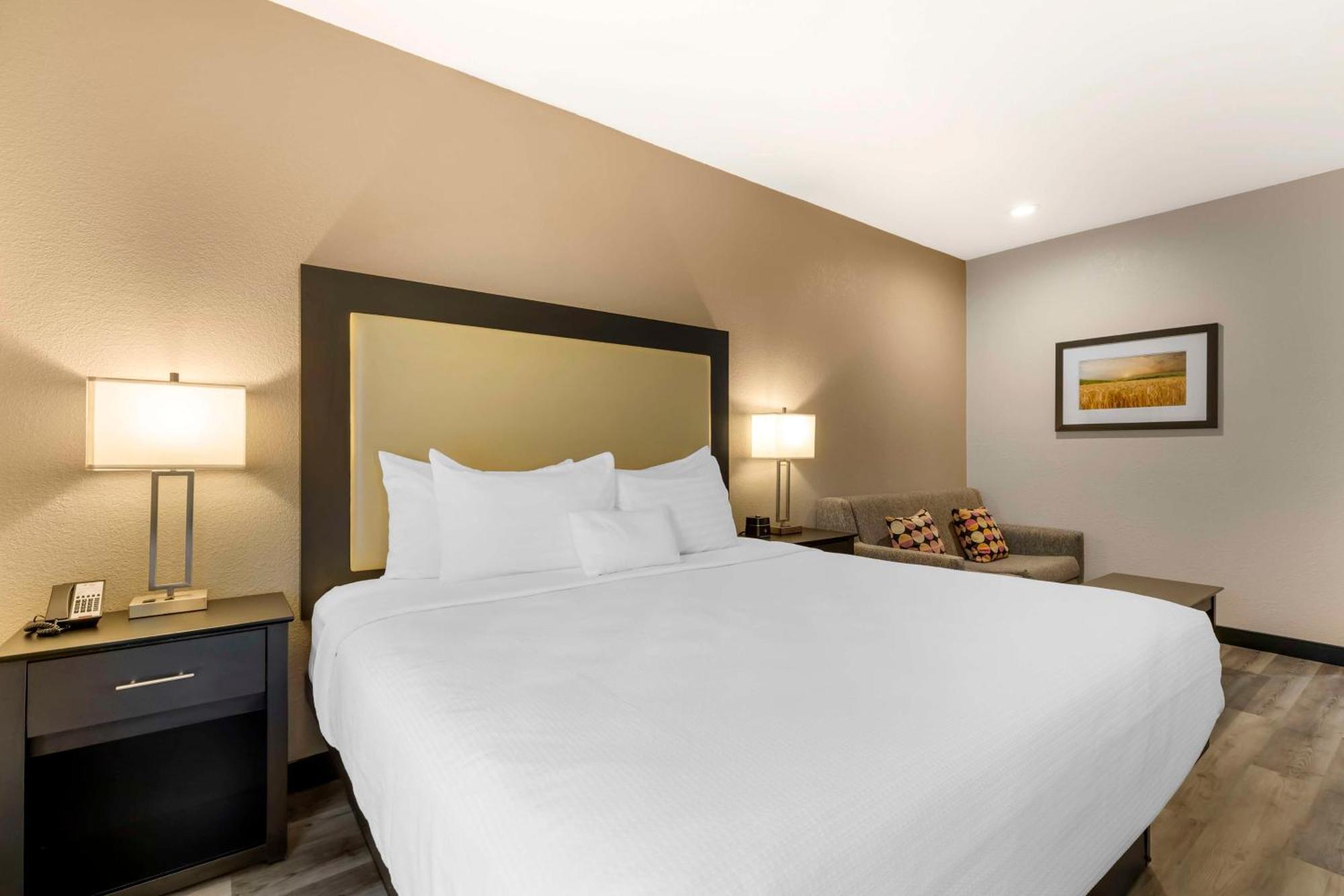 Best Western Plus Des Moines West Inn & Suites Clive Esterno foto
