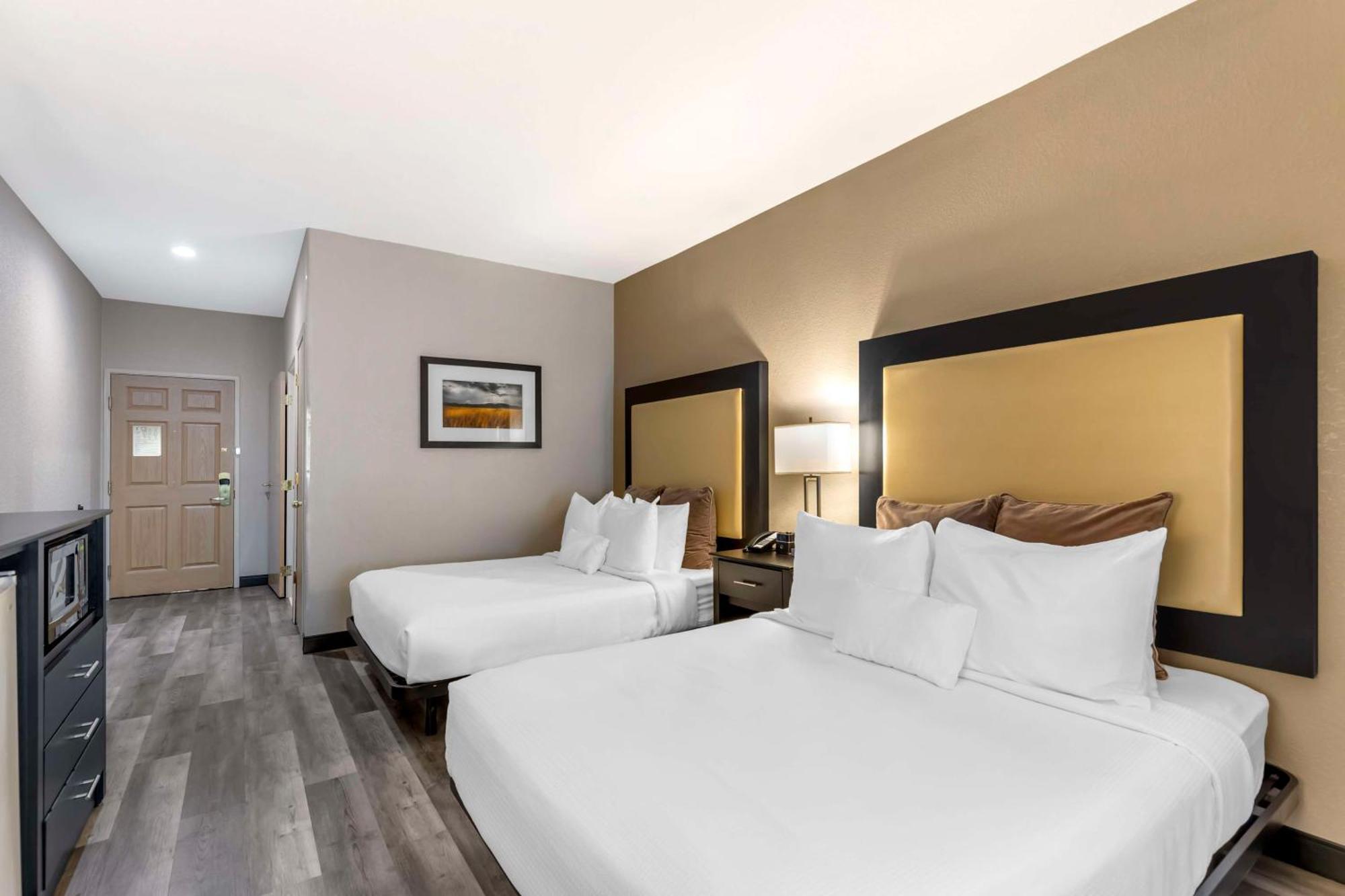 Best Western Plus Des Moines West Inn & Suites Clive Esterno foto