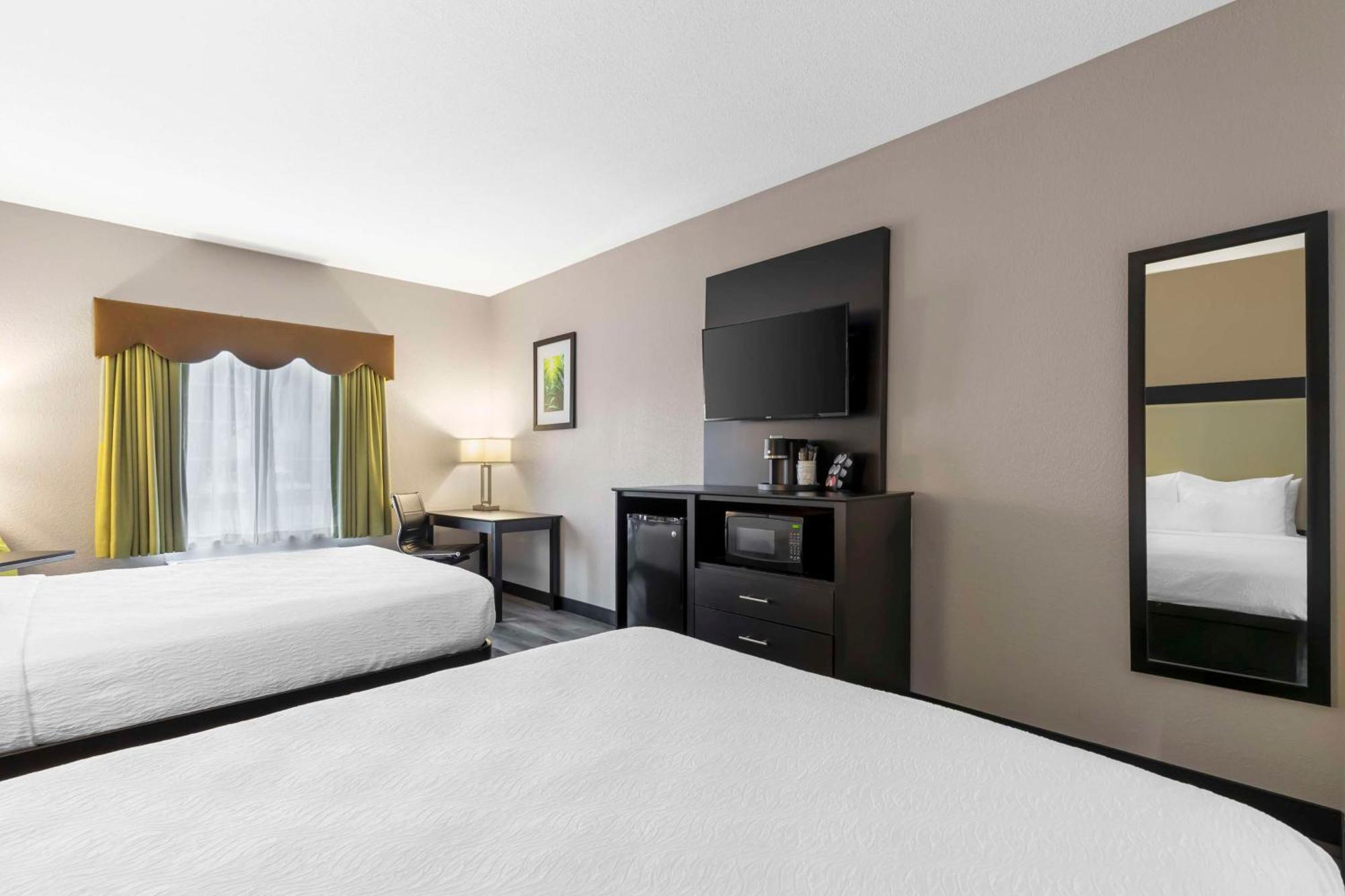 Best Western Plus Des Moines West Inn & Suites Clive Esterno foto
